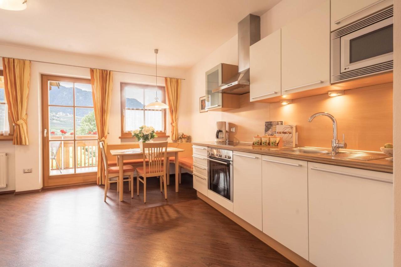 Ferienwohnung Tischlerhof - Typ B mit Terrasse Dorf Tirol Exterior foto